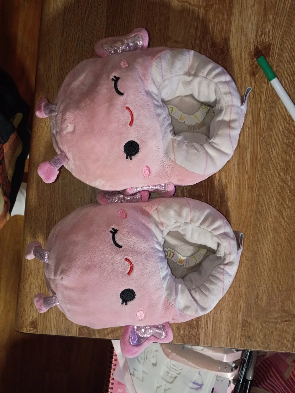 Squishmallows Pink Plush Character Kids Slippers Size 4 To 5